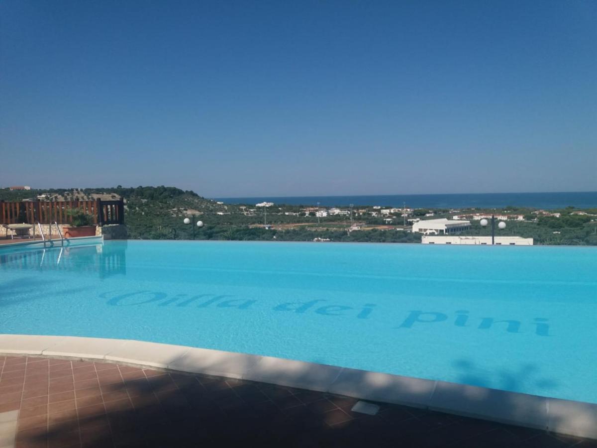 Villa dei pini Vieste Esterno foto