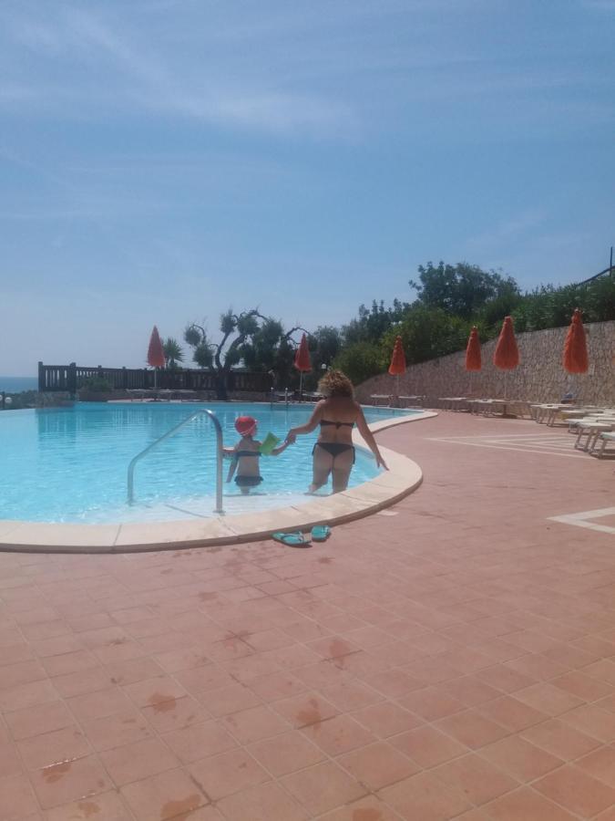 Villa dei pini Vieste Esterno foto