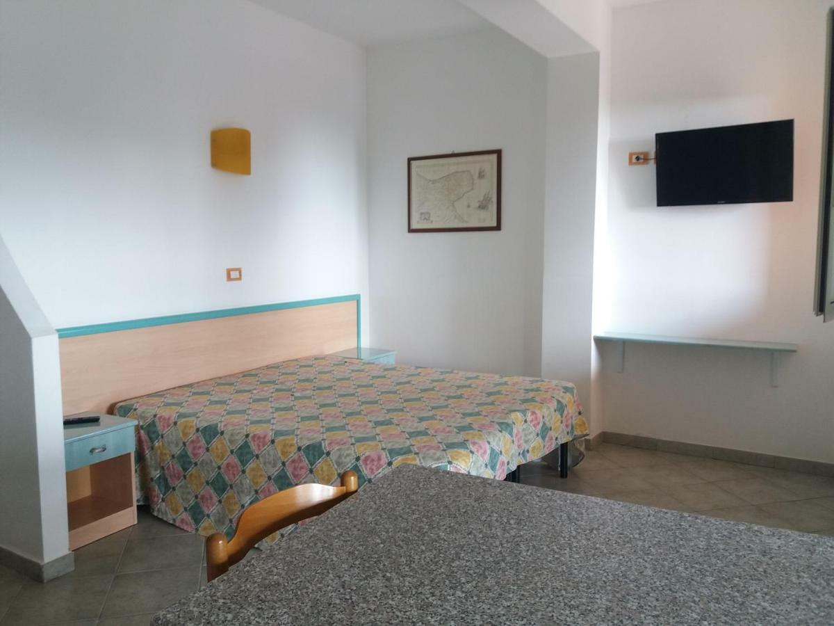 Villa dei pini Vieste Esterno foto